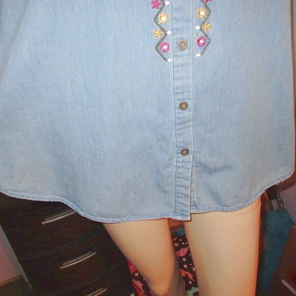 Vtg Embroidered Chambray Denim Shirt Size XL Tunic Top Bloomcore Boho Western - Picture 4 of 11